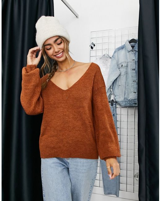 Y.A.S Emmy deep v-neck soft knit sweater in rust-