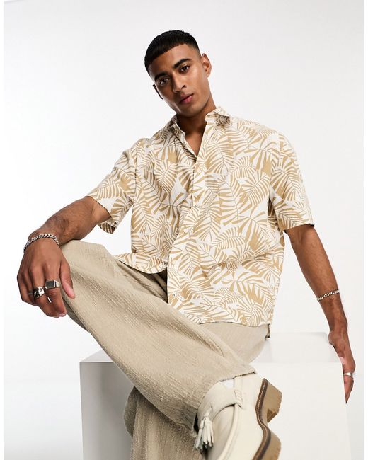 Selected Homme short sleeve linen shirt in with palm print