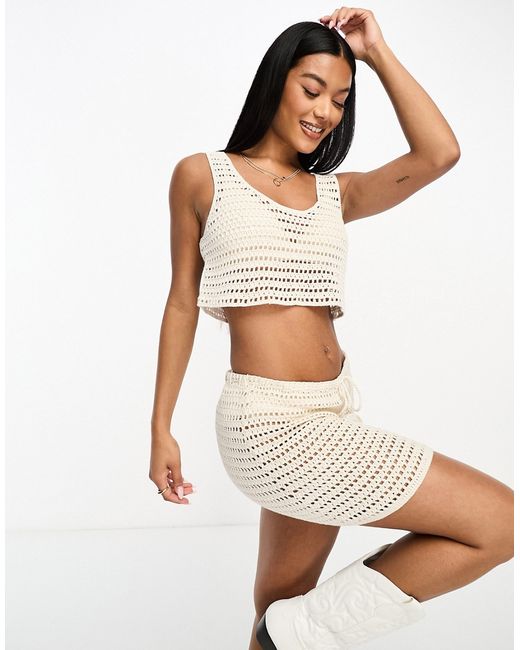 PacSun daisy chain crochet tank in sand part of a set