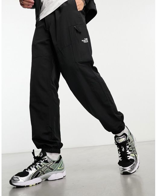 The North Face sweatpants in