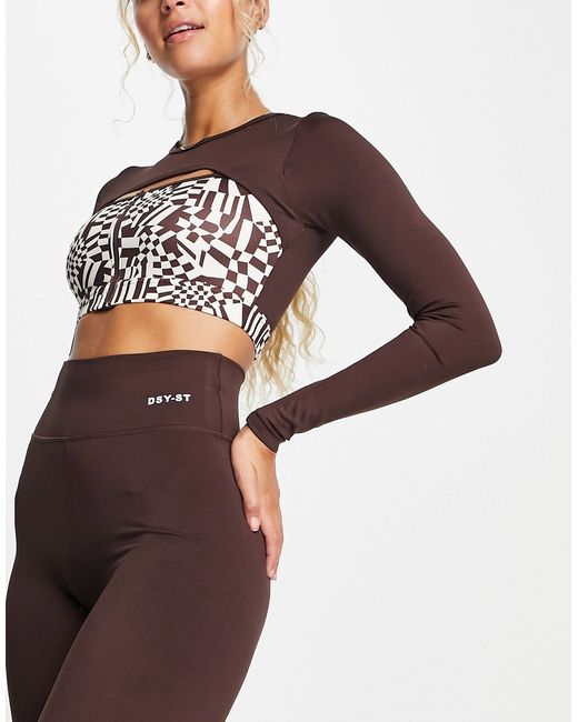 Daisy Street Active Distorted Geo cropped long sleeve top with cutout in checkerboard
