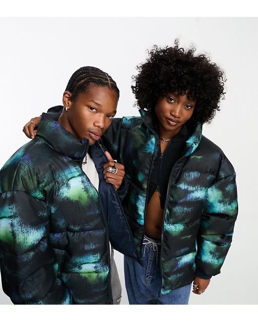 Collusion tie dye puffer coat in blue and black-