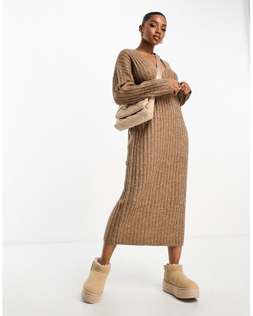 Asos Design knitted v neck maxi dress rib camel-