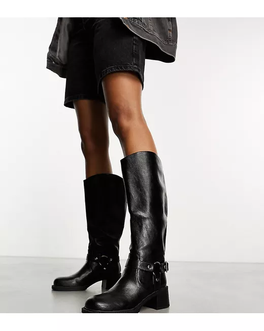 Raid Wide Fit Nessa knee boot with hardware