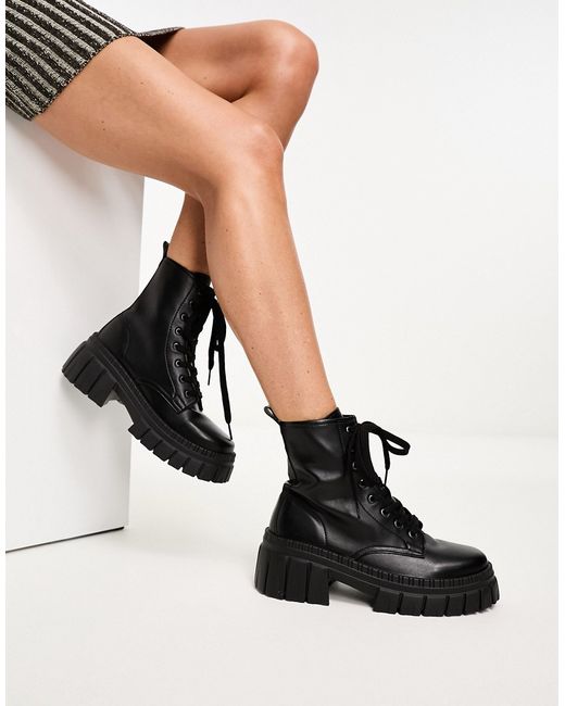 Asos Design Auto chunky lace up boots