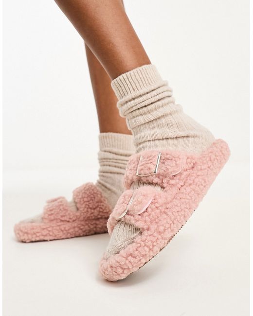 Glamorous fluffy buckle slippers