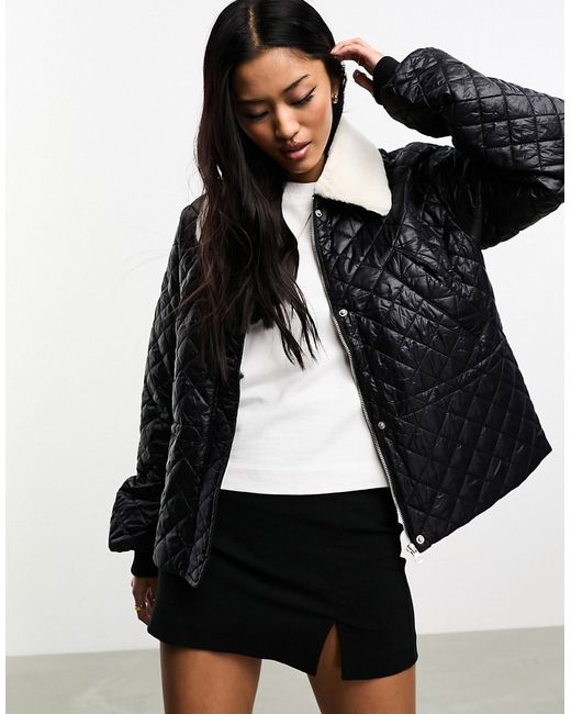 Pieces quilted jacket with faux fur collar