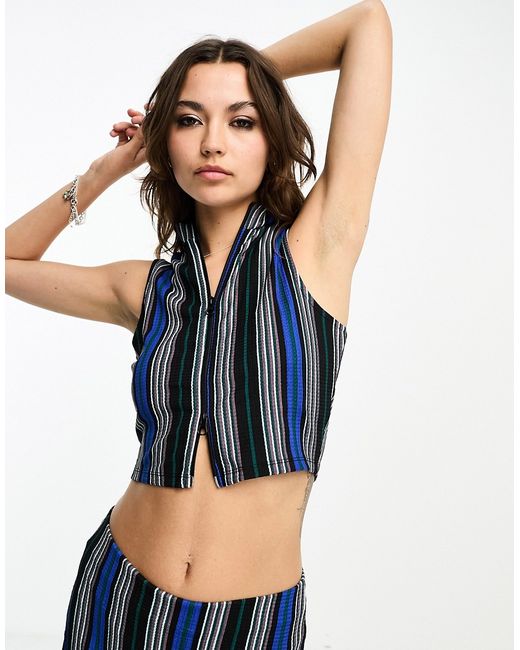 Only high neck cropped zip up top stripe part of a set
