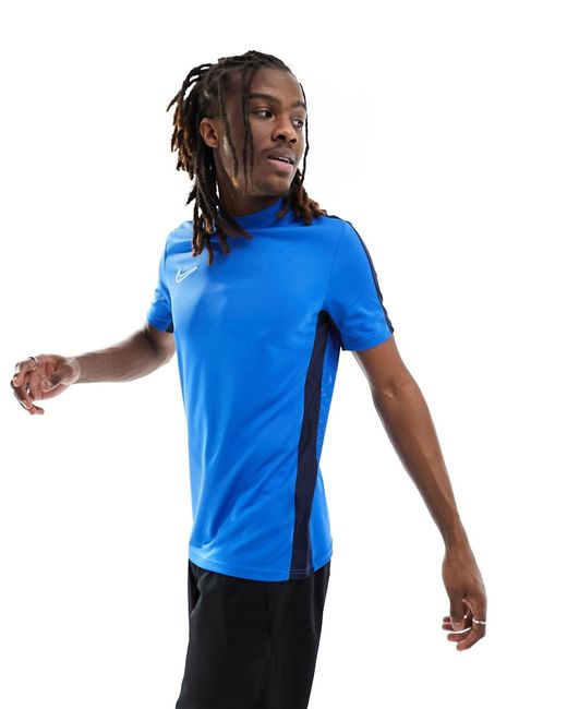 Nike Football Nike Soccer Academy Dri-FIT t-shirt and black