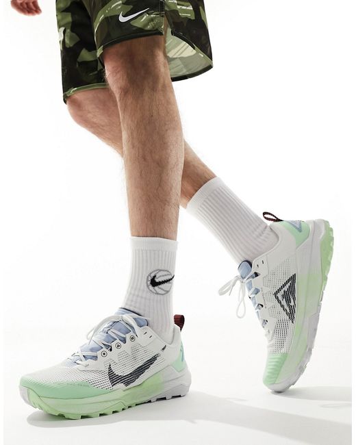 Nike Running Wildhorse sneakers green and
