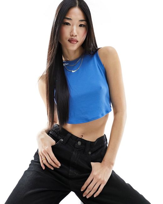 Nike Essential ribbed cropped tank top star