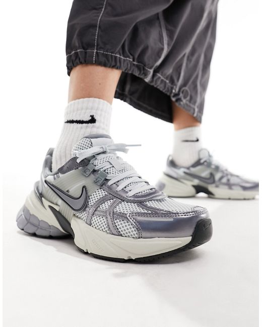Nike V2K Run sneakers platinum gray and