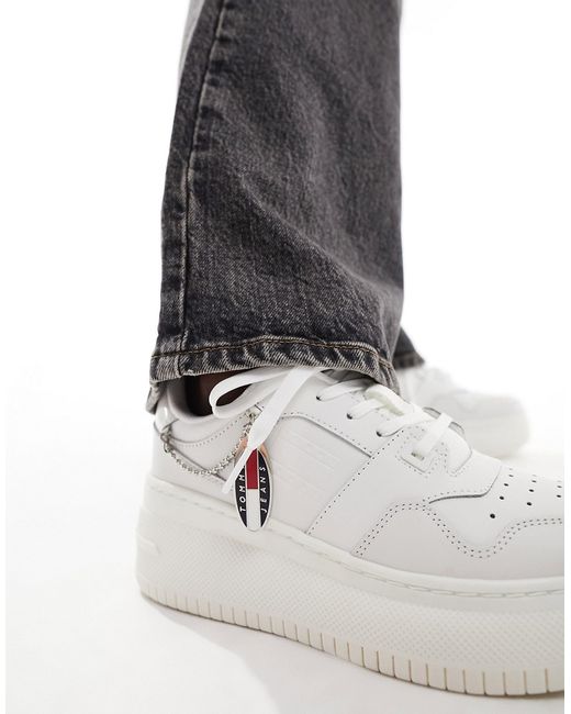 Tommy Jeans retro basket flatform charm sneakers ecru-