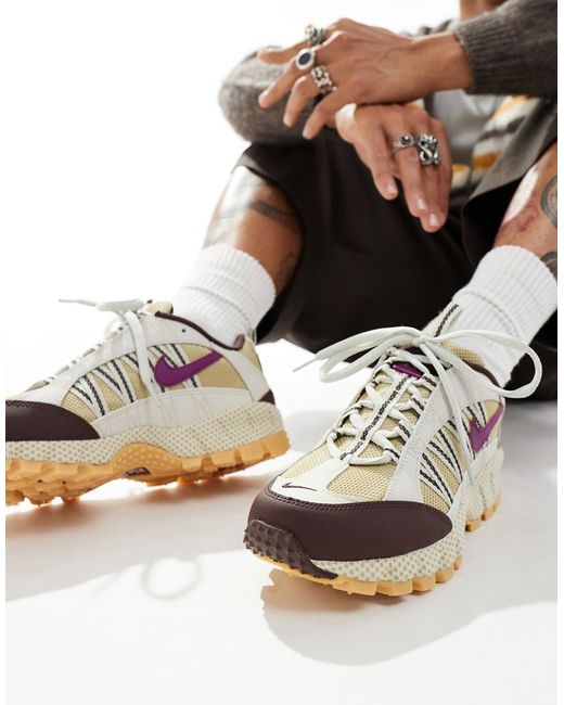 Nike Air Humara sneakers and purple-