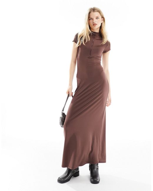 Collusion funnel neck cap sleeve maxi dress burgundy-