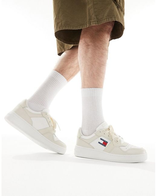 Tommy Jeans Retro basketball essential sneakers off