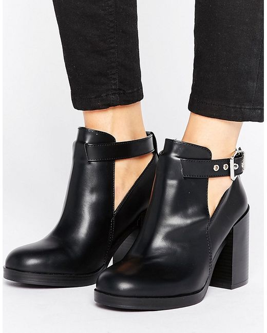 Pull & Bear Cut Out Heeled Ankle Boot