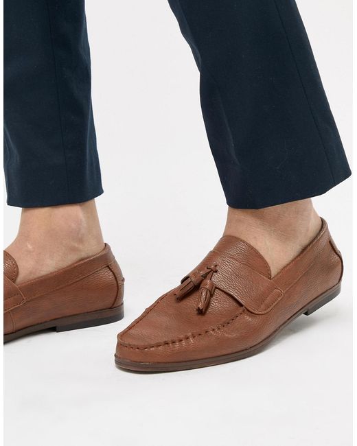 New Look Faux Leather Loafers With Tassels In
