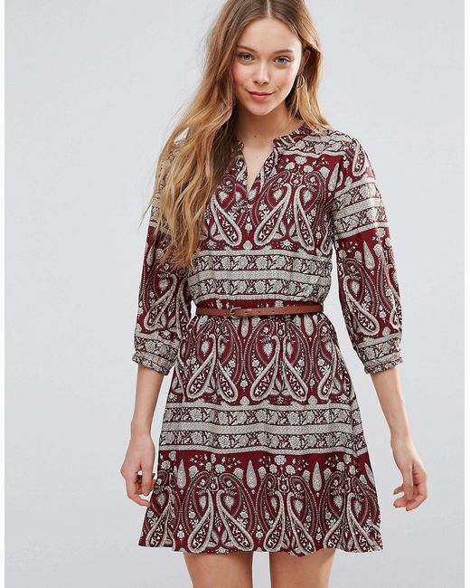 Yumi Belted Dress In Paisley Print