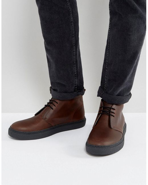 Fred Perry Hawley Mid Leather Desert Boots in Dark