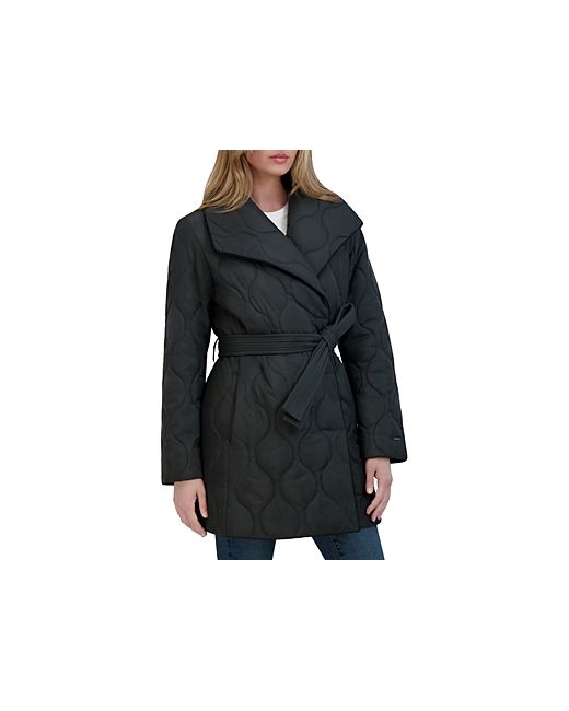 T Tahari Janelle Quilted Wing Collar Coat