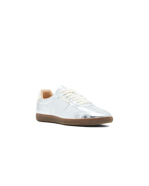 Steve Madden Emporia Lace Up Low Top Sneakers