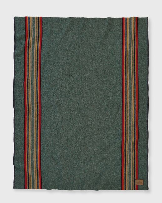 Pendleton YAKIMA CAMP BLANKET 137 x 168cm male Textile now available