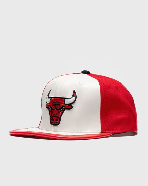 Mitchell & Ness NBA Day One Snapback Chicago Bulls male Caps now available