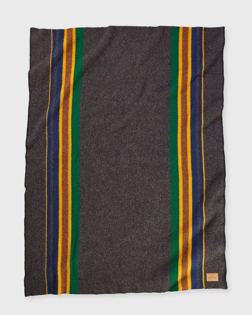 Pendleton YAKIMA THROW 137 x 168cm male Textile now available