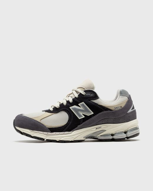 New Balance 2002R male Lowtop now available 42