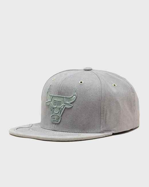 Mitchell & Ness NBA DAY 4 SNAPBACK CHICAGO BULLS male Caps now available