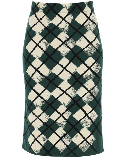 Burberry Knitted diamond pattern midi skirt.