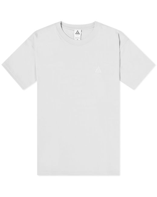 Nike ACG T-Shirt in Large END. Clothing
