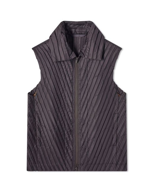 2 Homme Plissé Issey Miyake Pleated Gilet Small END. Clothing