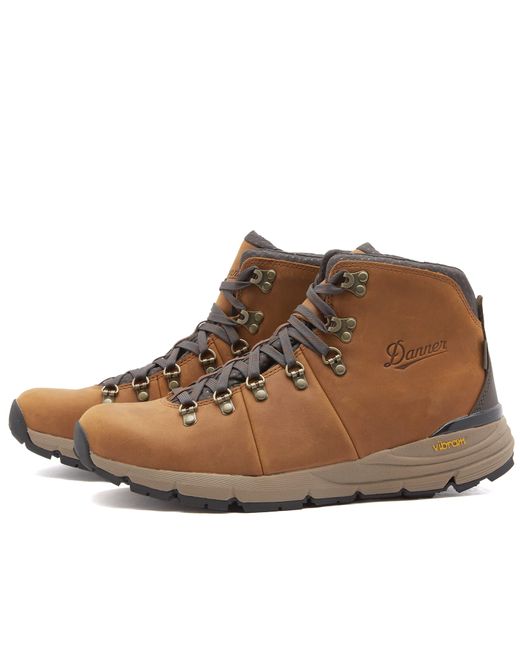 Danner Mountain 600 Boot in END. Clothing