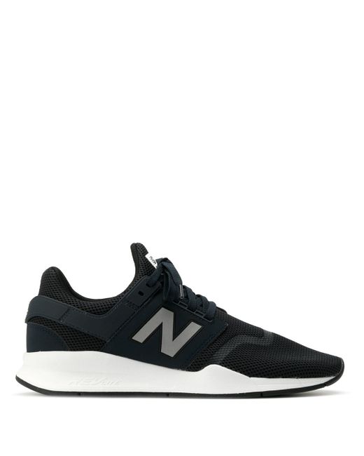 New Balance low-top sneakers