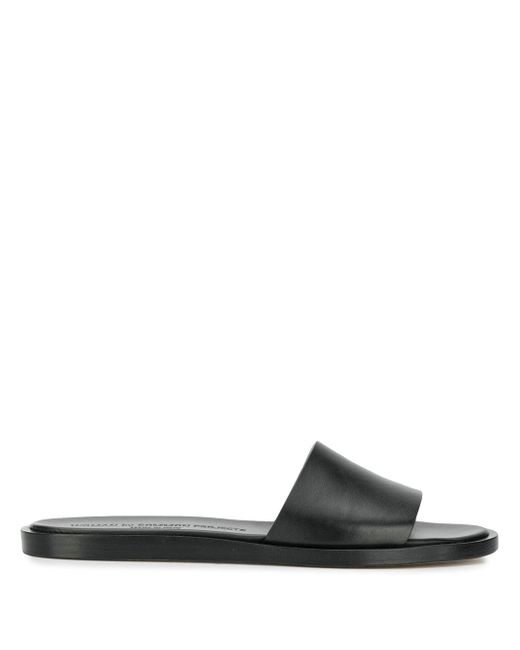 Common Projects classic slides