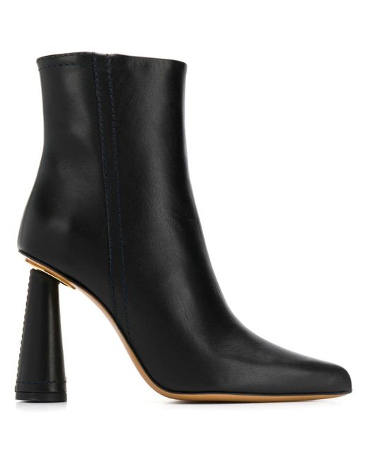 Jacquemus ornamental pointed boots