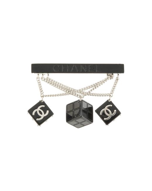 Chanel Pre-Owned 2004 logo cubes brooch