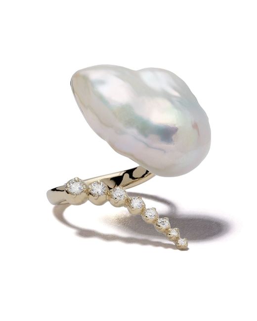 Mizuki 14kt gold curved diamond and pearl ring