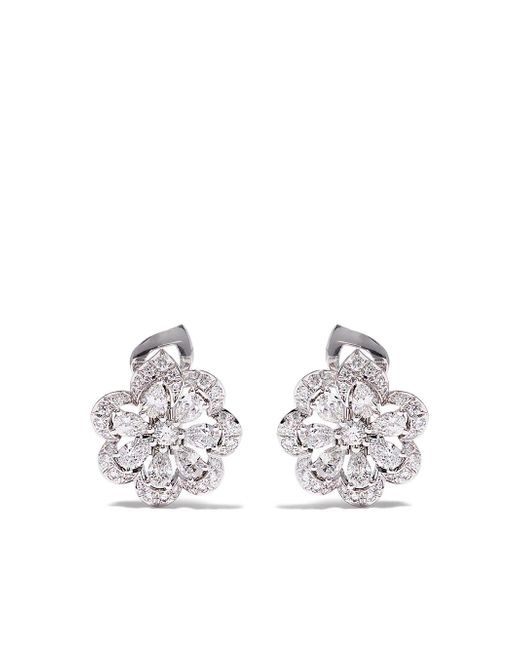 Chopard 18kt white gold diamond floral earrings