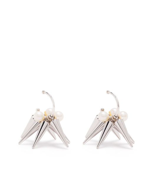 E.M. spike pearl earrings