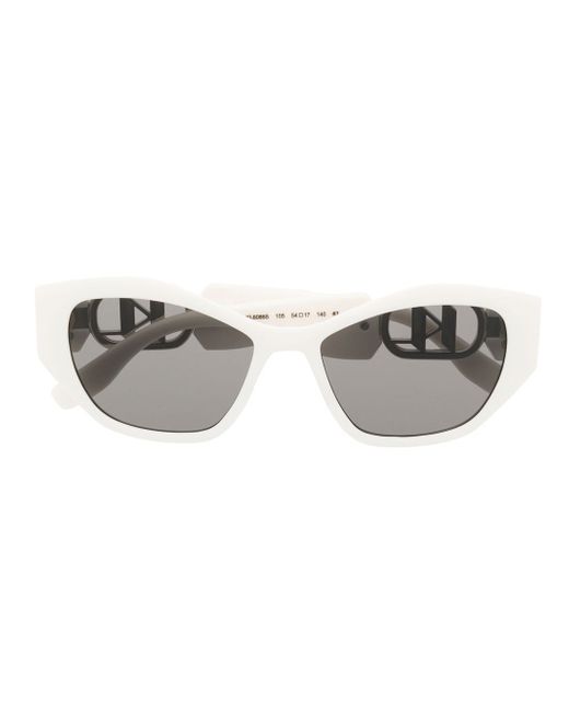Karl Lagerfeld logo-plaque cat-eye sunglasses