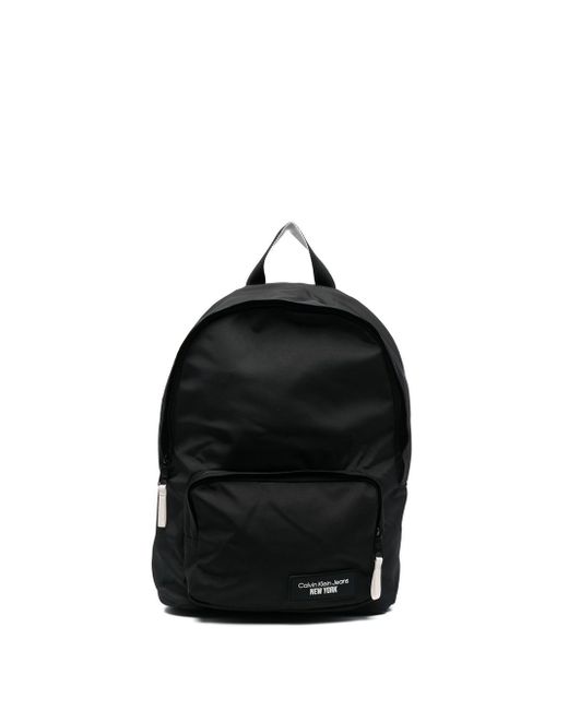 Calvin Klein Jeans logo-patch zipped backpack