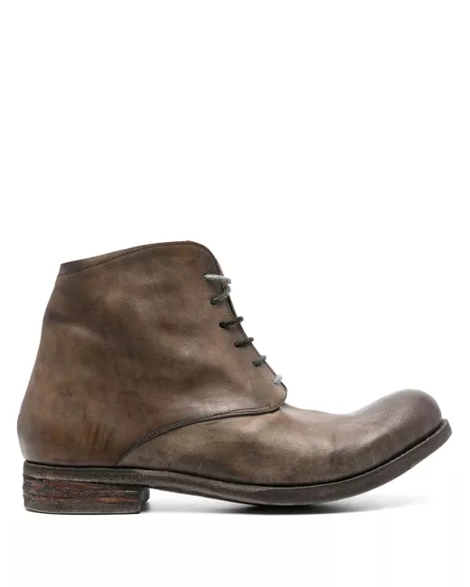 A Diciannoveventitre round-toe leather boots