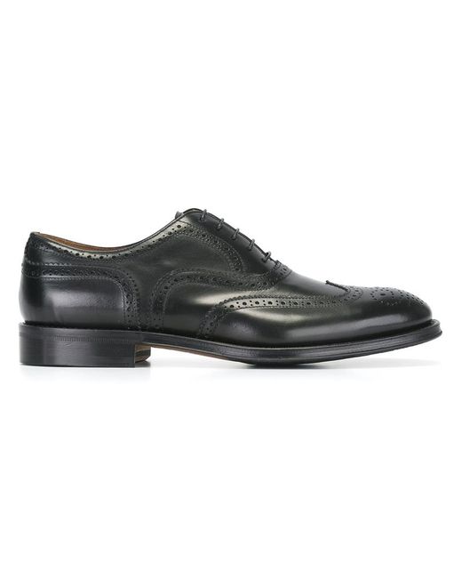 Doucal's classic Oxford shoes