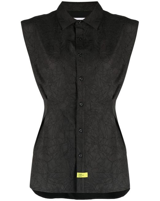 Izzue textured button-down sleeveless shirt