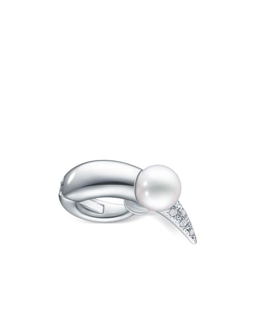 Tasaki 18kt white gold Collection Line Danger Horn Plus pearl and diamond ear cuff