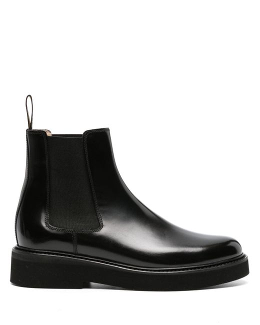 Doucal's leather Chelsea boots