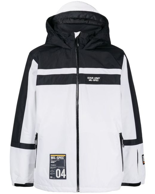 Izzue patch-details padded hooded jacket